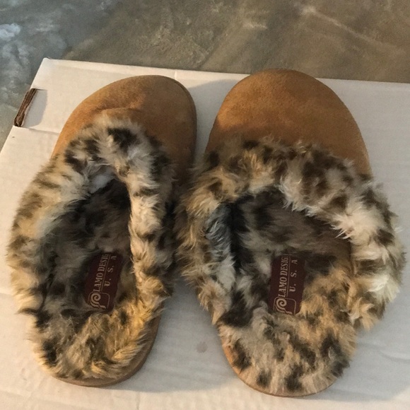 Hard bottom slippers - Picture 2 of 8
